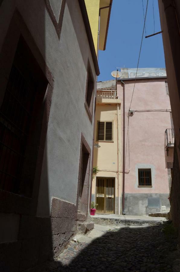 La Casa Di Angelo Ξενοδοχείο Bosa Εξωτερικό φωτογραφία